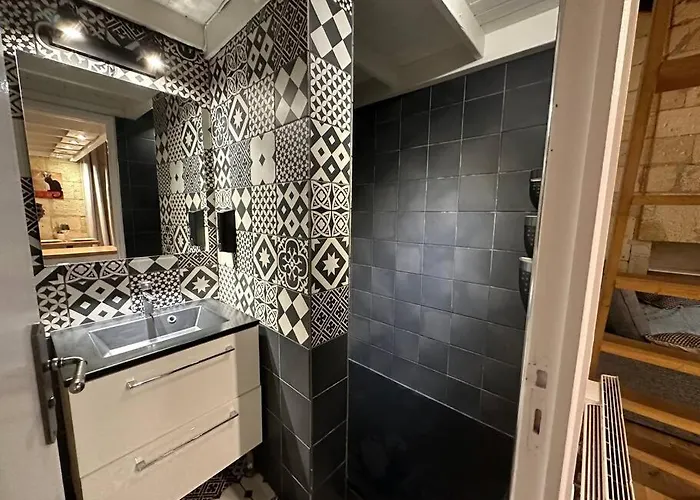 Place De La Bourse Hyper-centre Appartamento